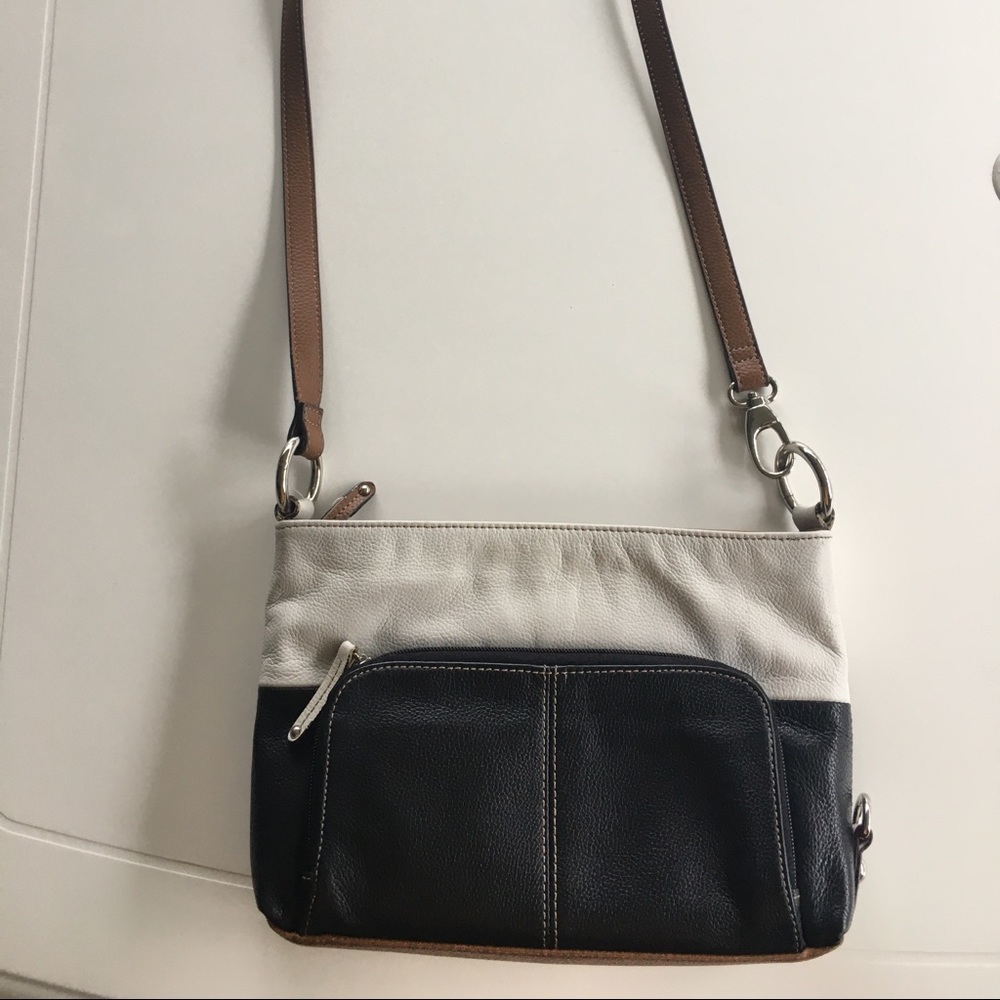 Tignanello crossbody purse